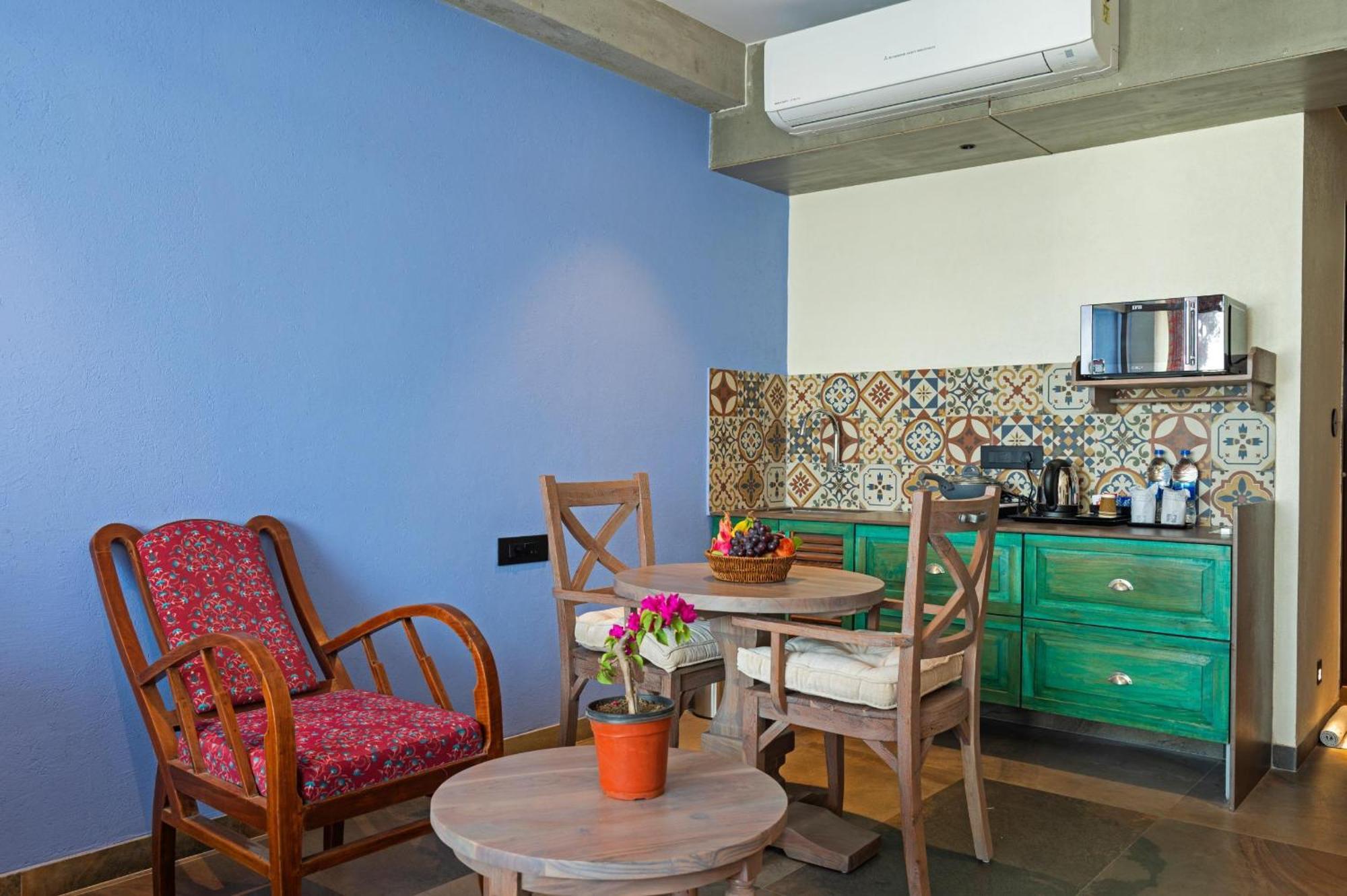 Bougainvilla Apartment Surat Exterior foto
